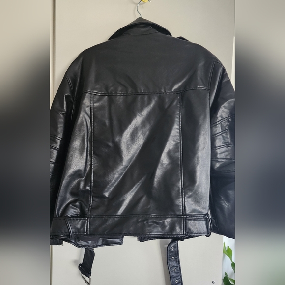 ZARA oversized faux leather jacket - Picture 5 of 5
